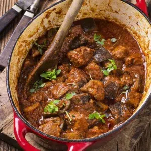 easy south african lamb neck potjie